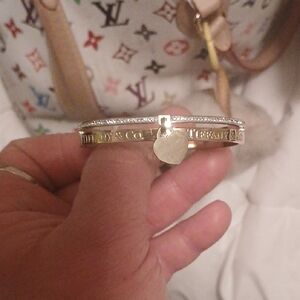 Gold Tones Stainless Steal Heart Bracelet. Fashon T&C.